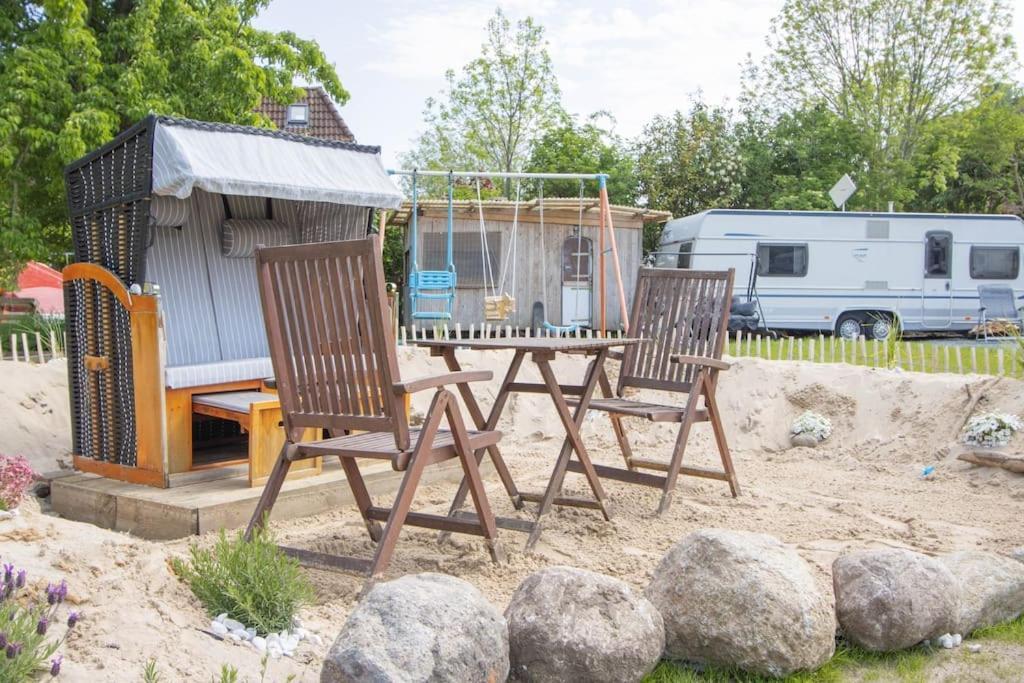 Ferienwohnungen Fehmarn Mit Parkplatz In Petersdorf Extérieur photo