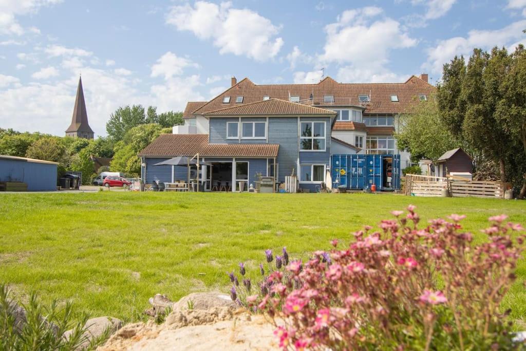 Ferienwohnungen Fehmarn Mit Parkplatz In Petersdorf Extérieur photo